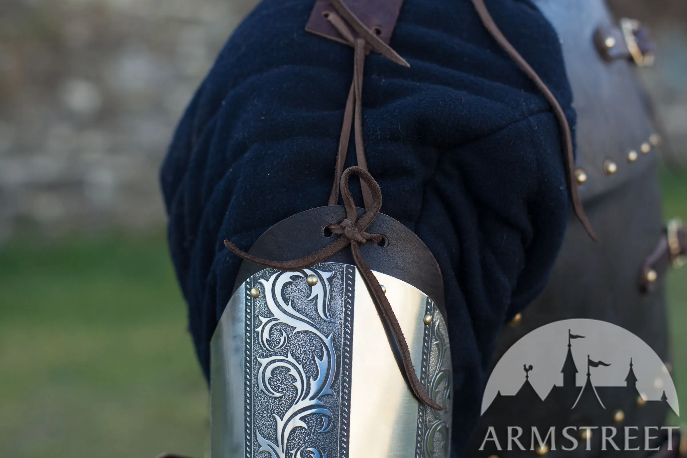 Arm Armor “Knight of Fortune”