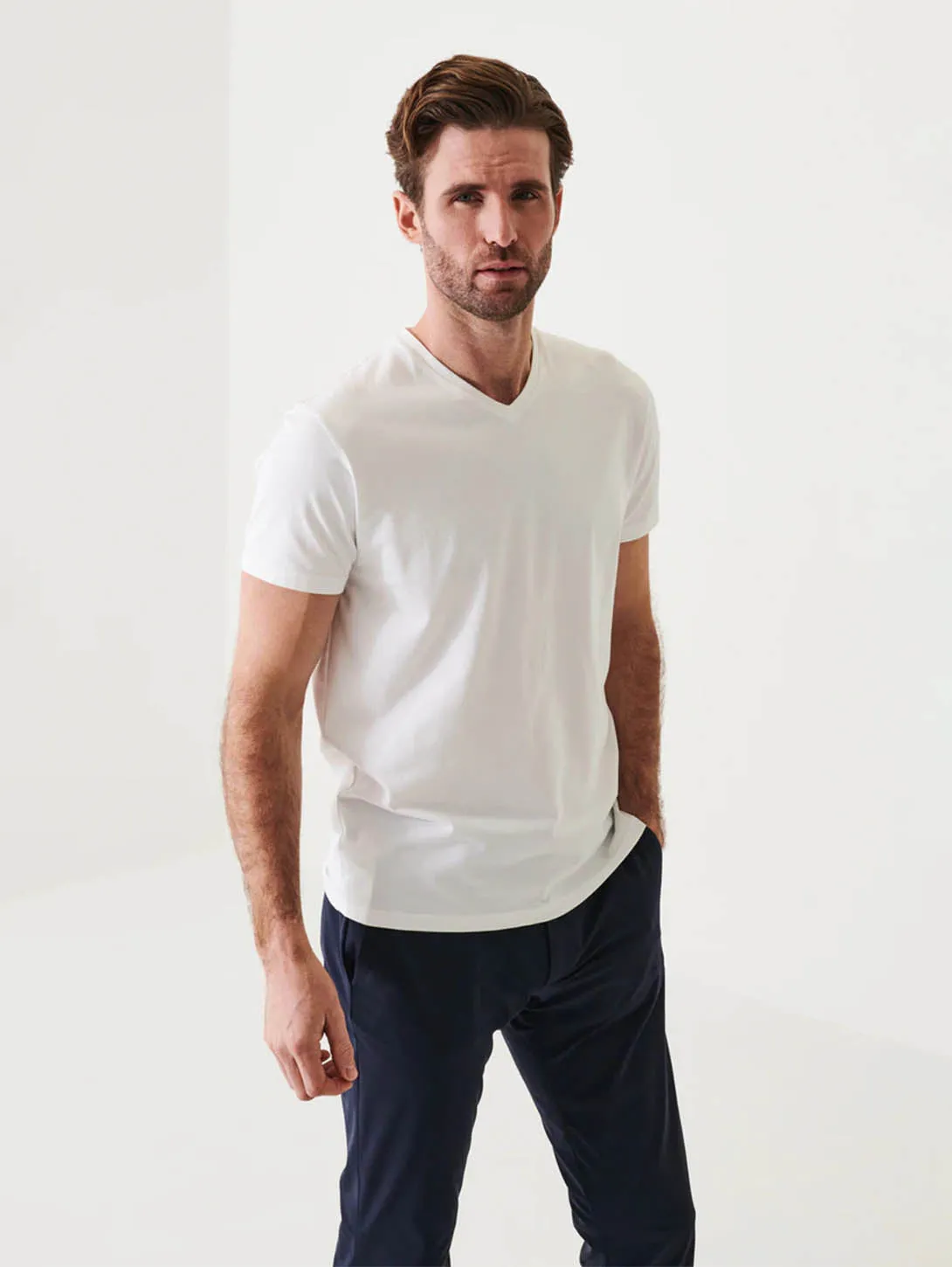 Iconic Pima Stretch V-Neck T-Shirt