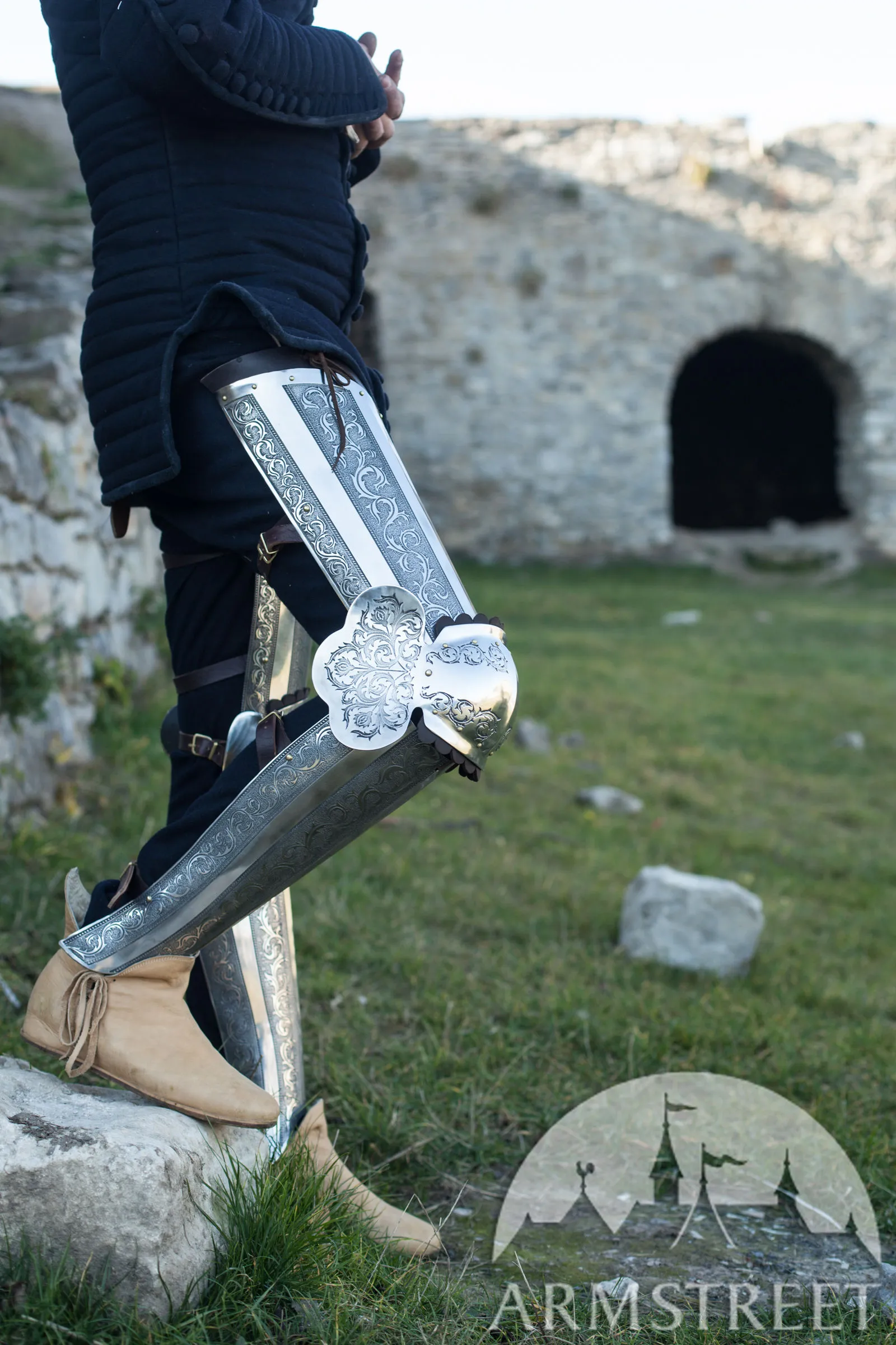 Leg Armor “Knight of Fortune”