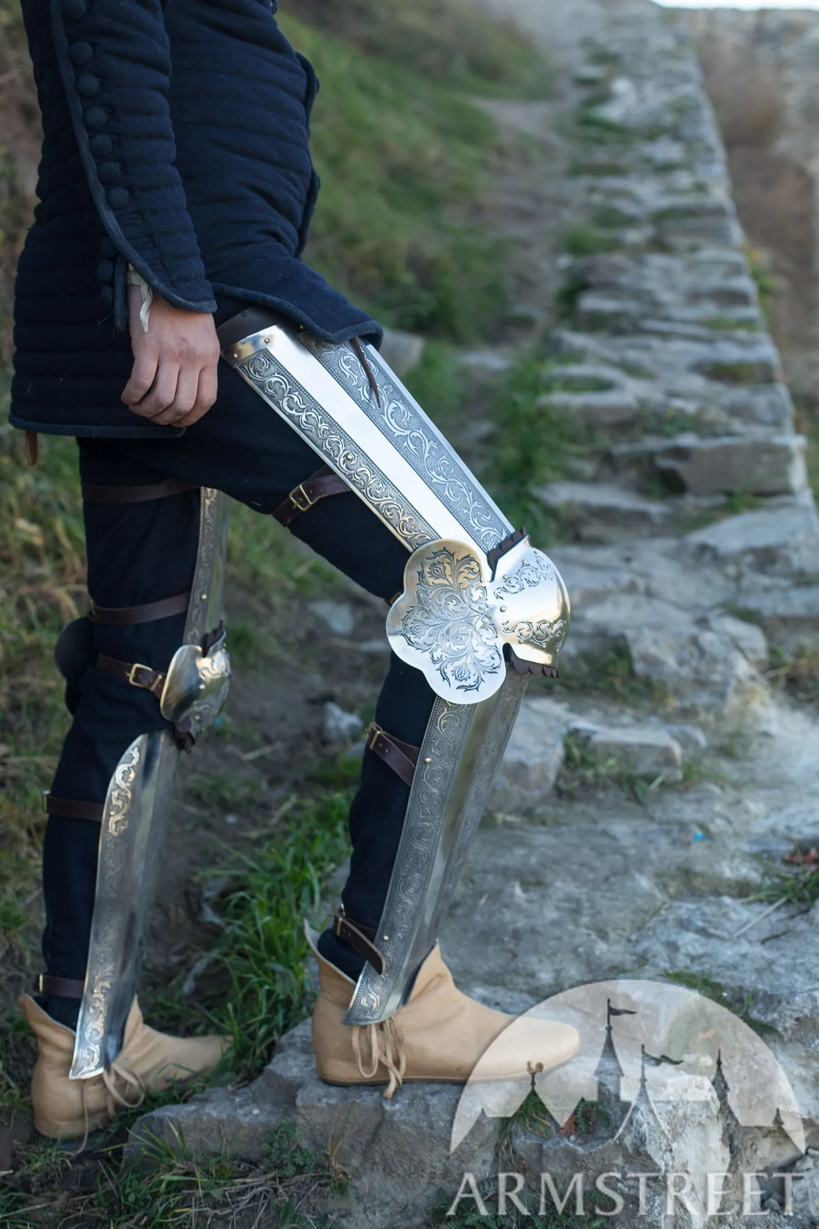 Leg Armor “Knight of Fortune”