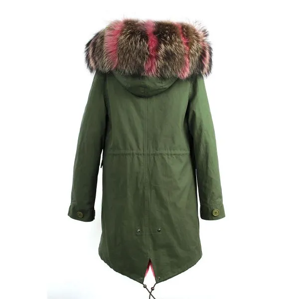 Women's winter coat with inner fur and removable hood