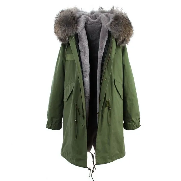 Women's winter coat with inner fur and removable hood